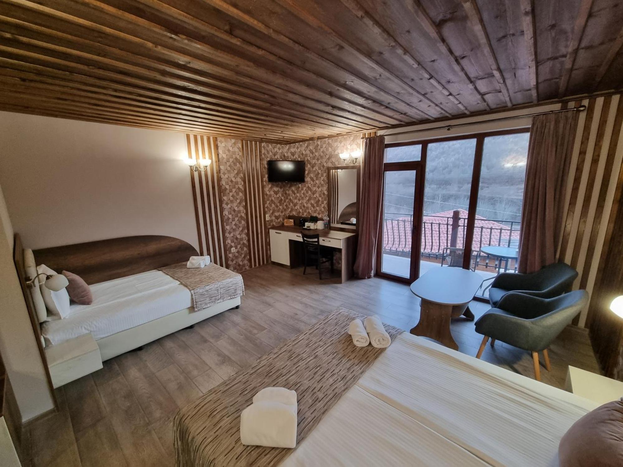 Guest House Beroe Stara Zagora Exteriör bild